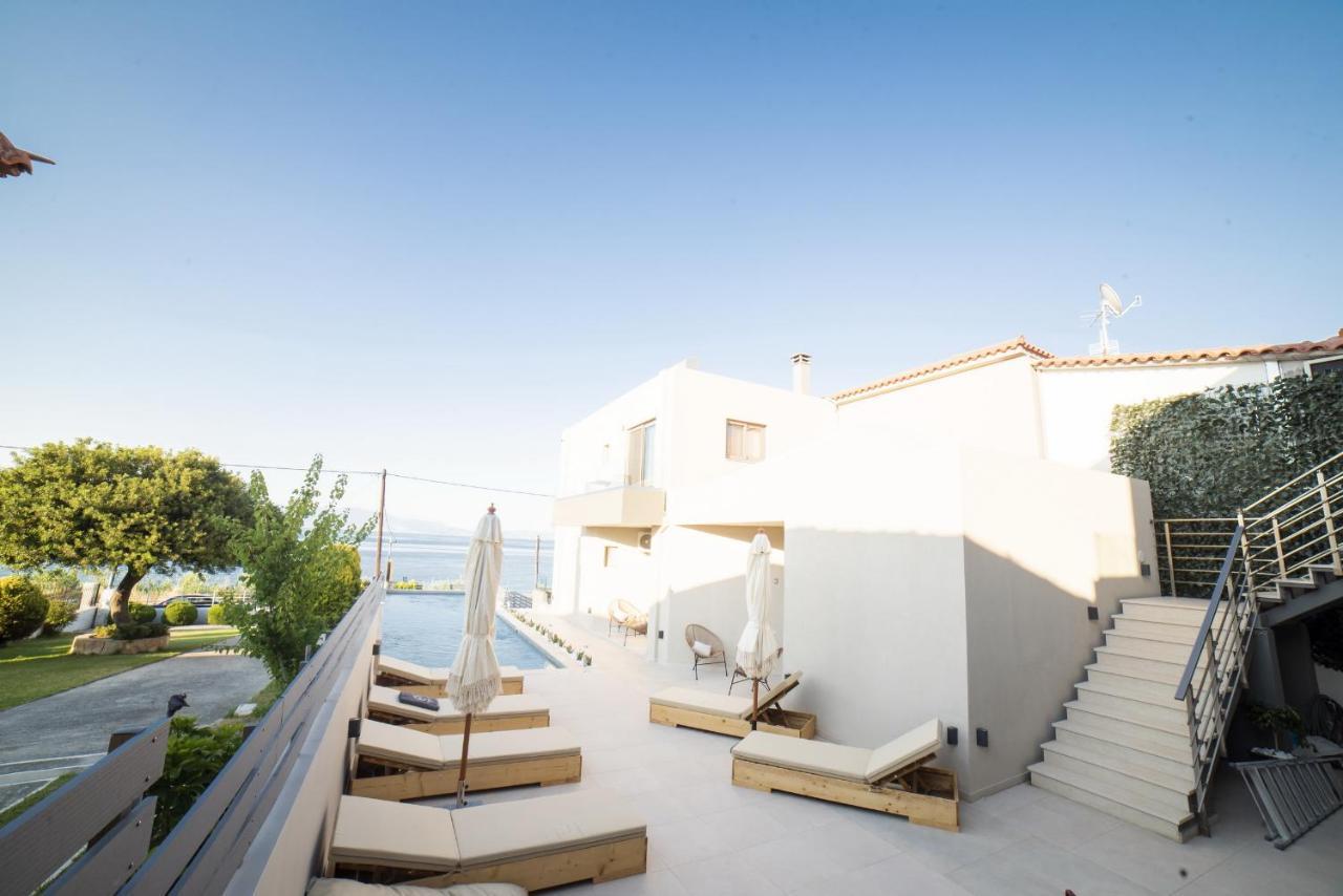 Theros Suites Dhiminio Exteriér fotografie