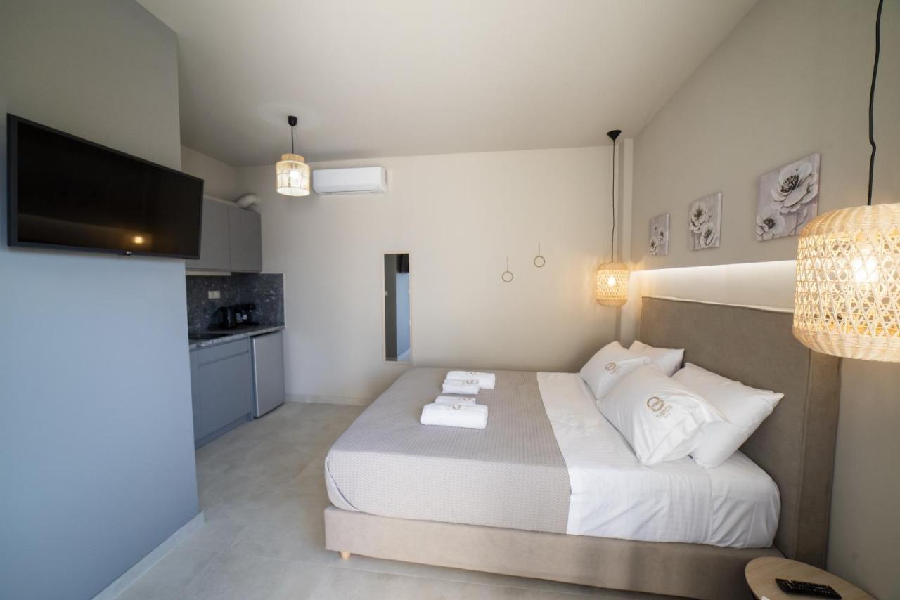 Theros Suites Dhiminio Exteriér fotografie