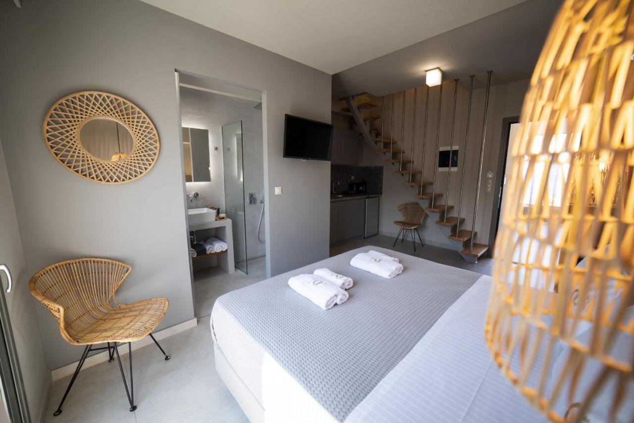 Theros Suites Dhiminio Exteriér fotografie